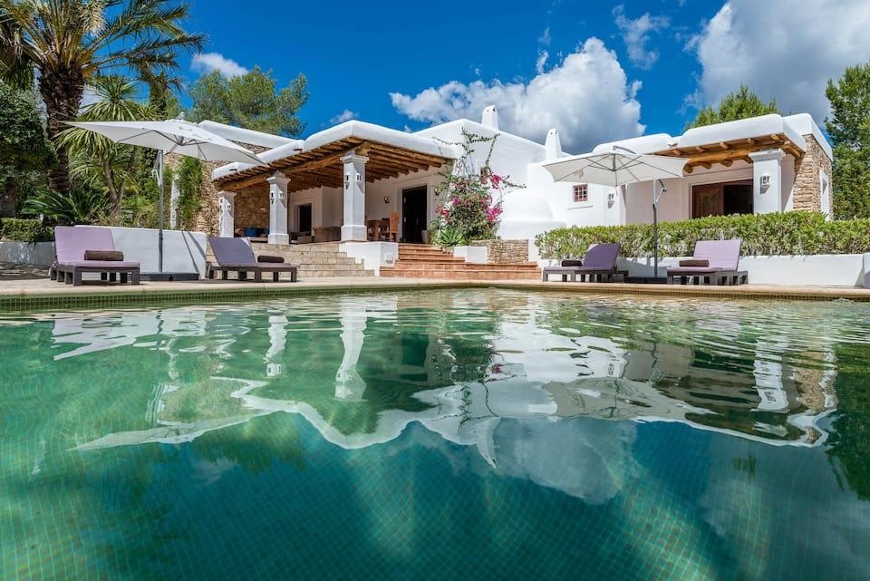 resa estates finca for sale santa gertrudis 2022 ibiza main photo.jpg